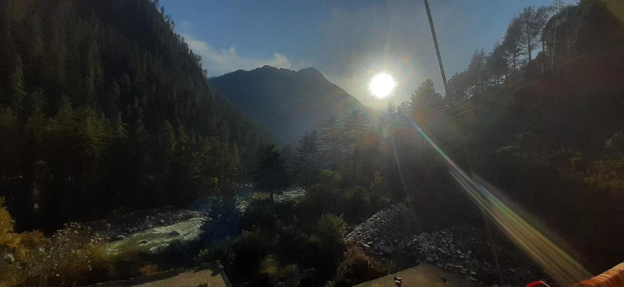 Divine Connection Hotell Kasol Exteriör bild